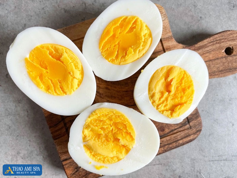 Không ăn các loại trứng sau khi lấy nhân mụn