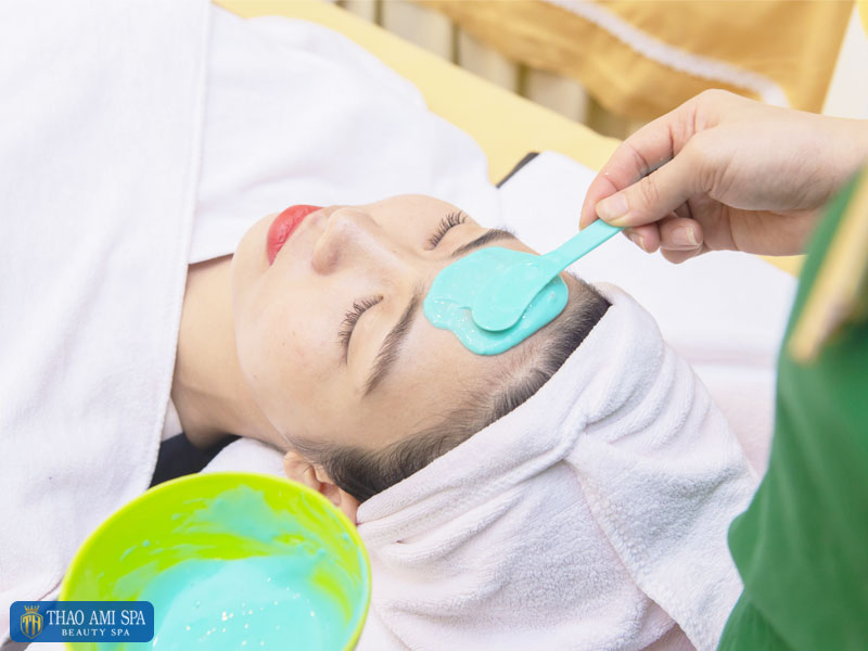 Đắp mặt nạ làm dịu da